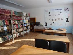 Мини-читальный зал школьной библиотеки 